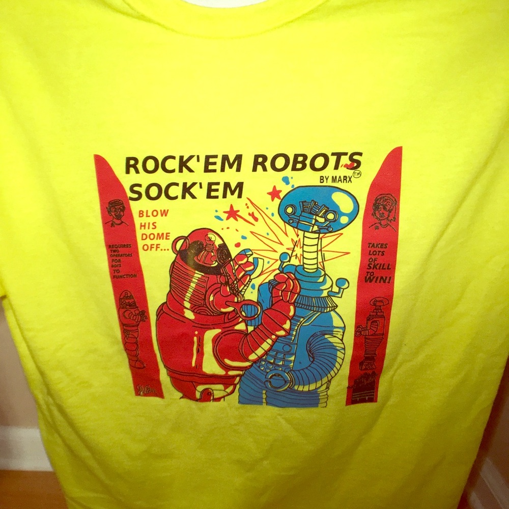 Rock’em Sock’em Robots Parody T-Shirt Robby vs B-9